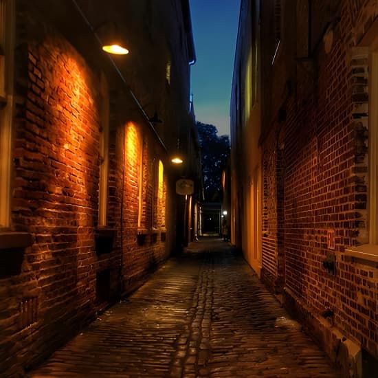 Dark Side of Charleston Guided Night-Time Walking Tour