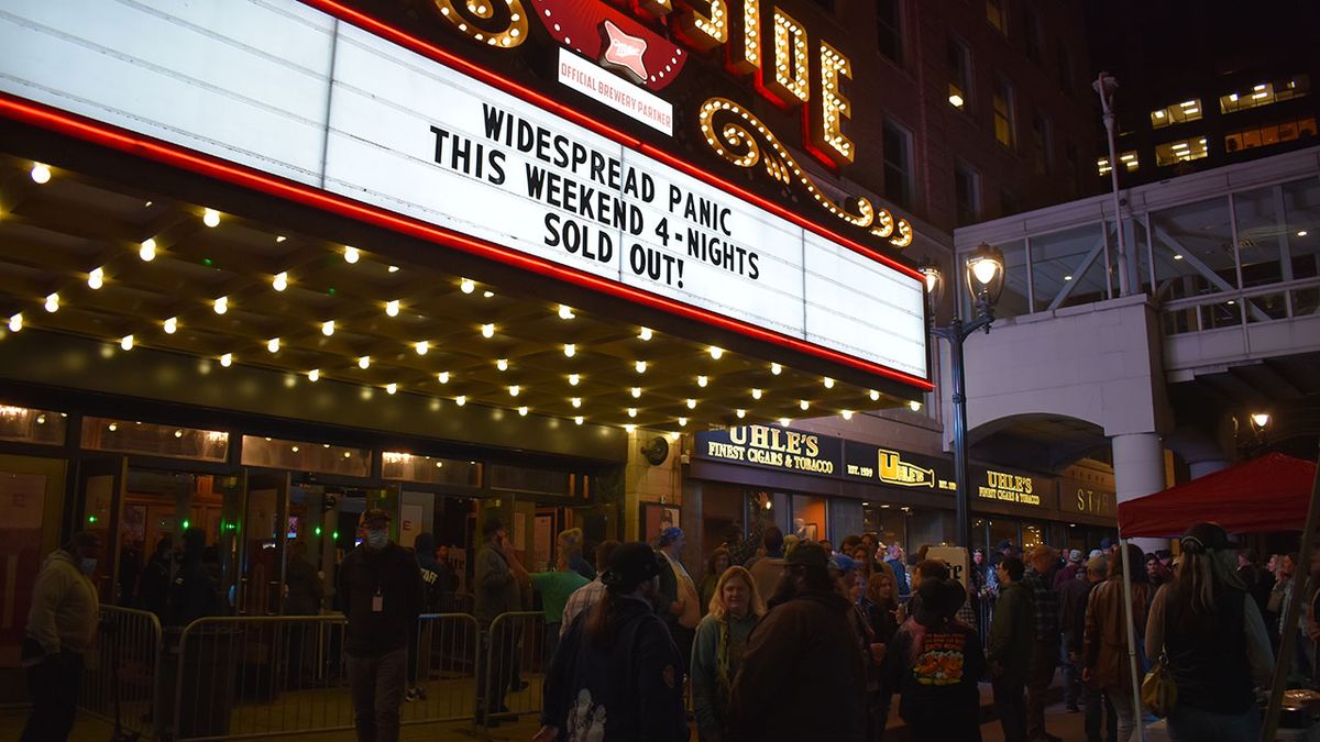 Widespread Panic (Night 1)