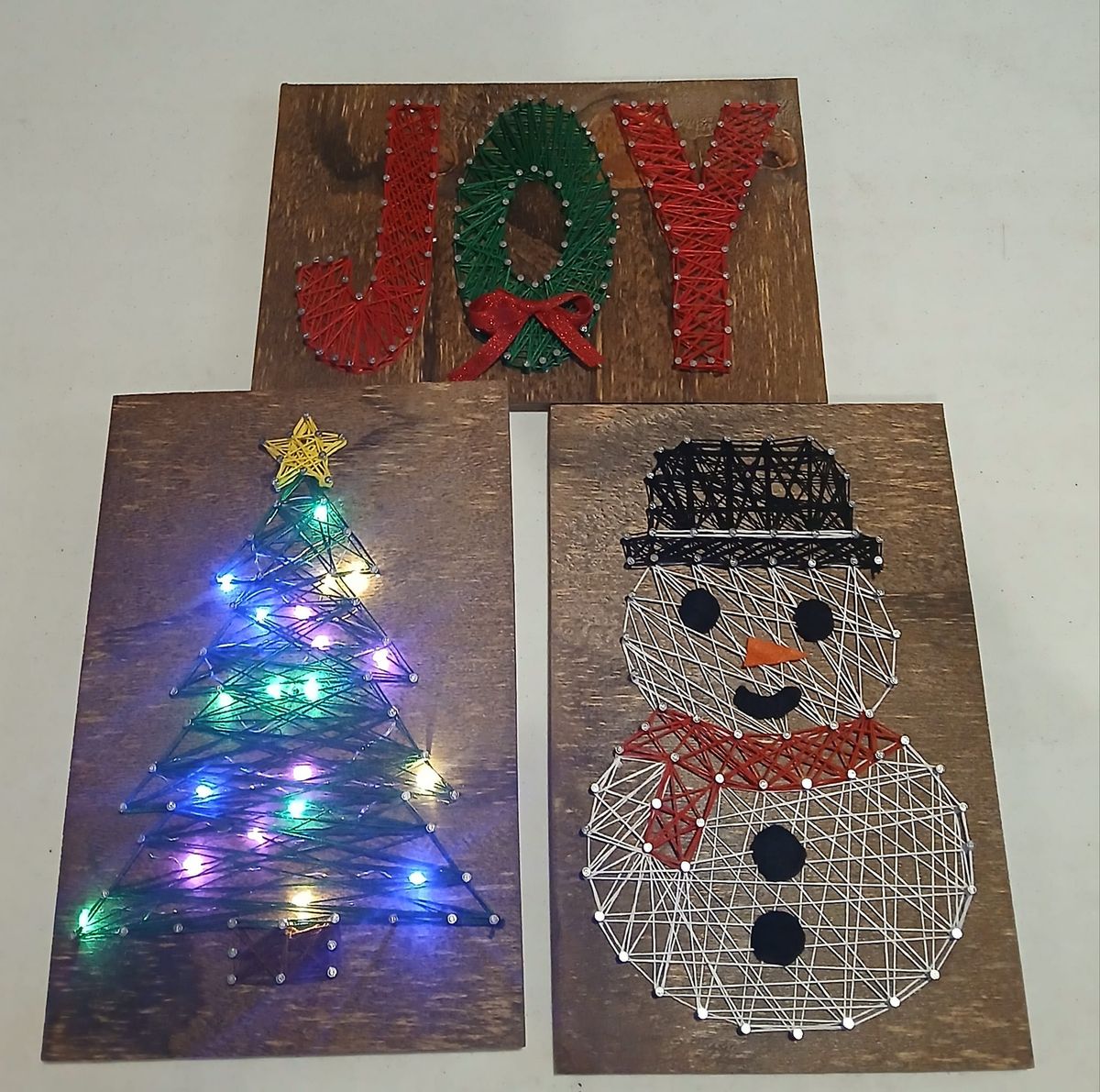 Christmas String Art by the Kranz 