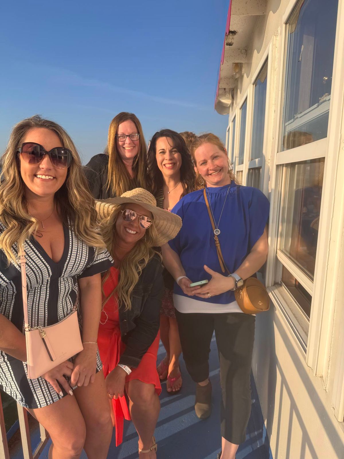 Ladies Day on the Bay Hour Cruise