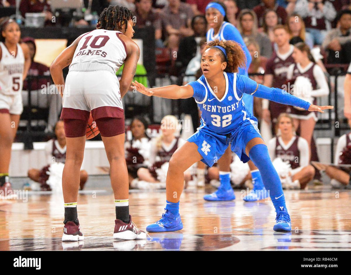 Mississippi State Bulldogs at Kentucky Wildcats Womens Volleyball