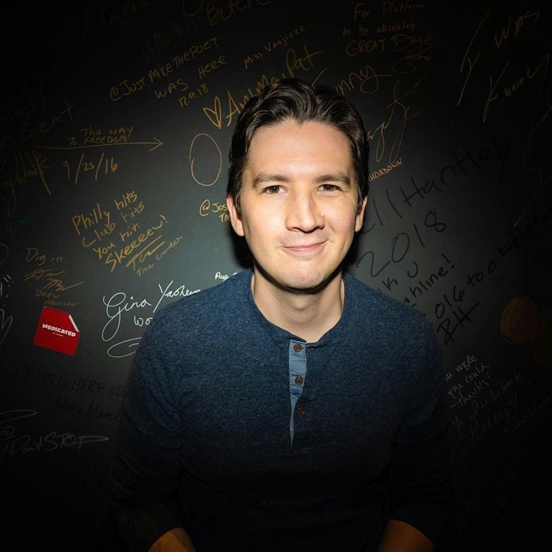 Santi Espinosa en Denver - ESPANGLISH (Show en Espa\u00f1ol & English)