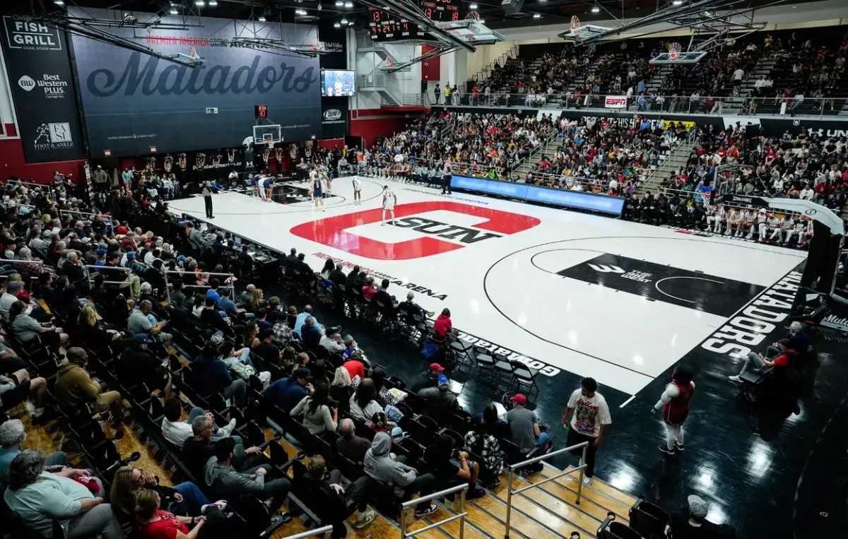Parking Idaho Vandals at Cal State Bakersfield Roadrunners Mens Basketball