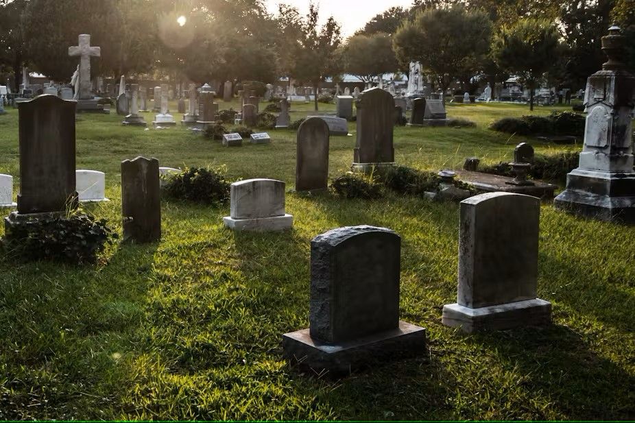 Cemetery Tour