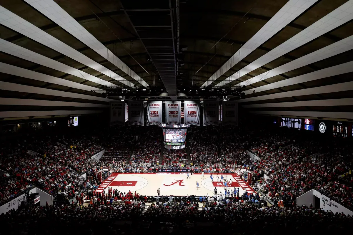 Alabama Crimson Tide at Ole Miss Rebels Mens Basketball