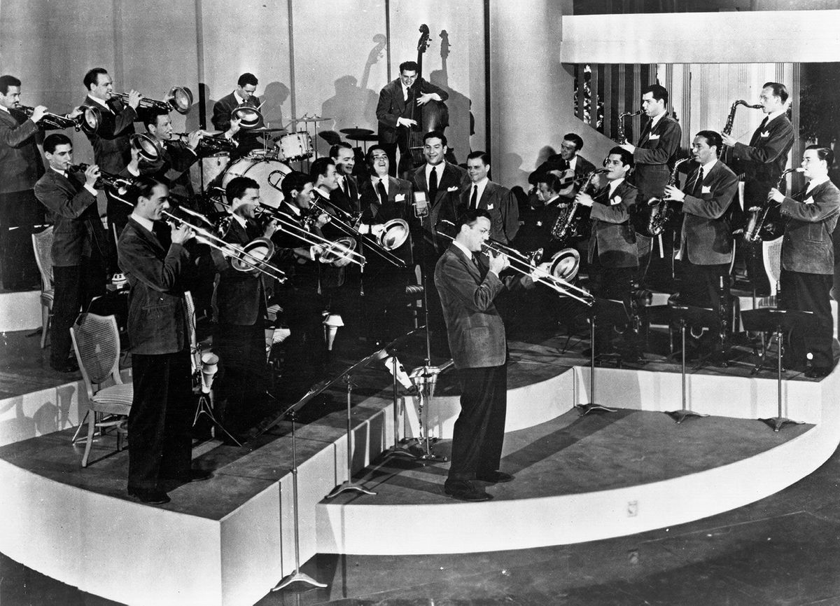 Glenn Miller Orchestra and Tommy Dorsey Orchestra (Concert)