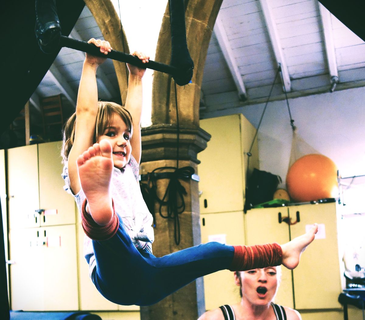 Circus Minis Session (4-7yrs) Sunday 8th December 2024