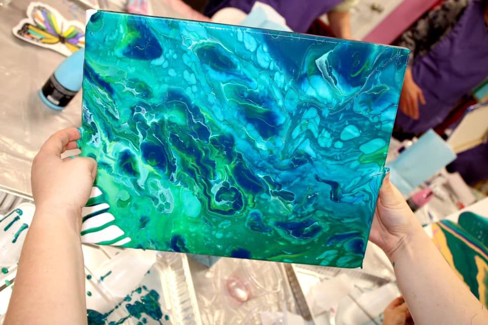 Pour Paint Adventures 