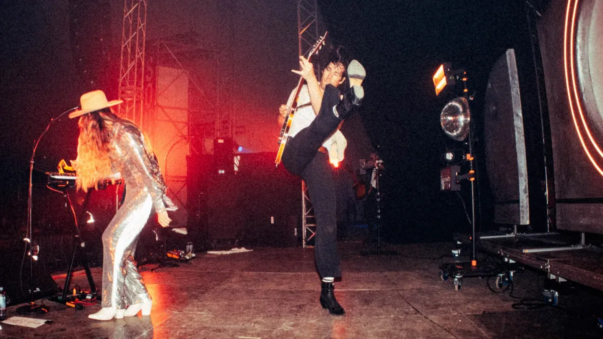 Cari Cari, Stina Holmquist in BONN