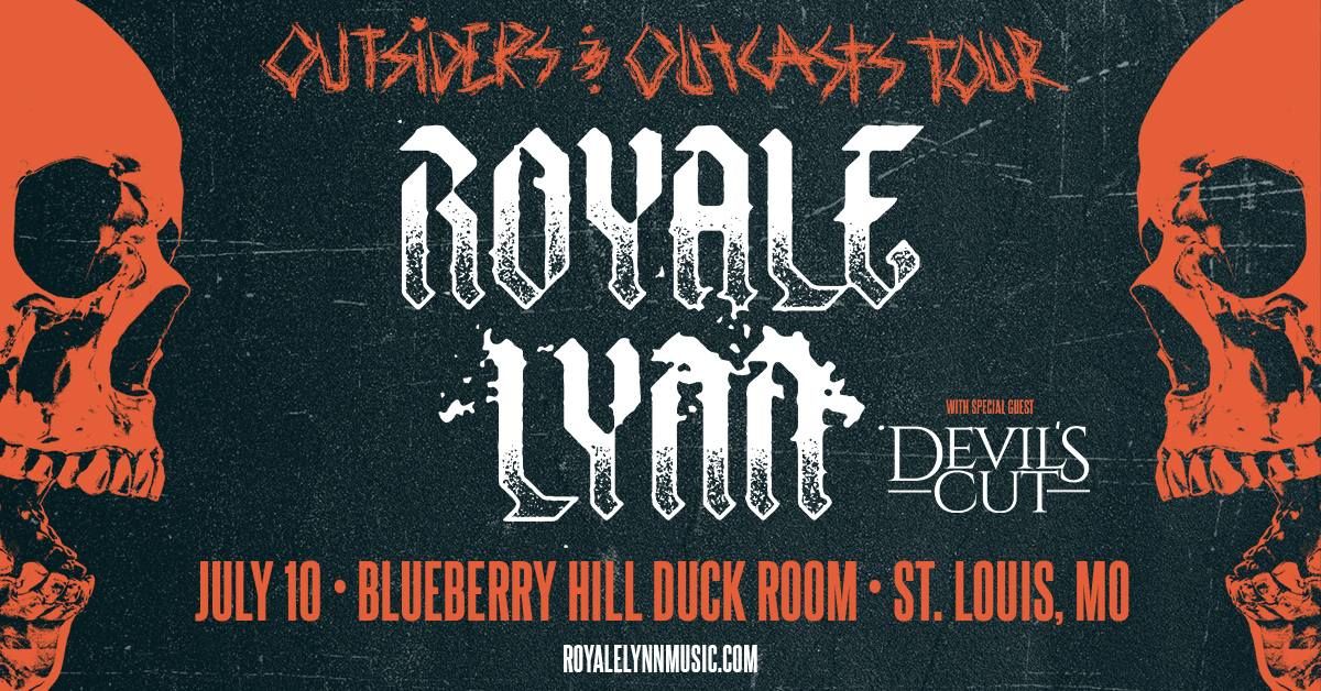 Royale Lynn at Blueberry Hill Duck Room