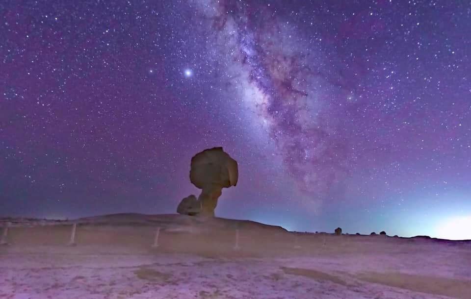 - Camping White Desert - Jara Cave - \u062a\u062e\u064a\u064a\u0645 \u0645\u062d\u0645\u064a\u0629 \u0627\u0644\u0635\u062d\u0631\u0627\u0621 \u0627\u0644\u0628\u064a\u0636\u0627\u0621 \u0648\u0648\u0627\u062d\u0629 \u0627\u0644\u0641\u0631\u0627\u0641\u0631\u0629 - \u0648\u0632\u064a\u0627\u0631\u0629 \u0643\u0647\u0641 \u0627\u0644\u062c\u0627\u0631\u0629