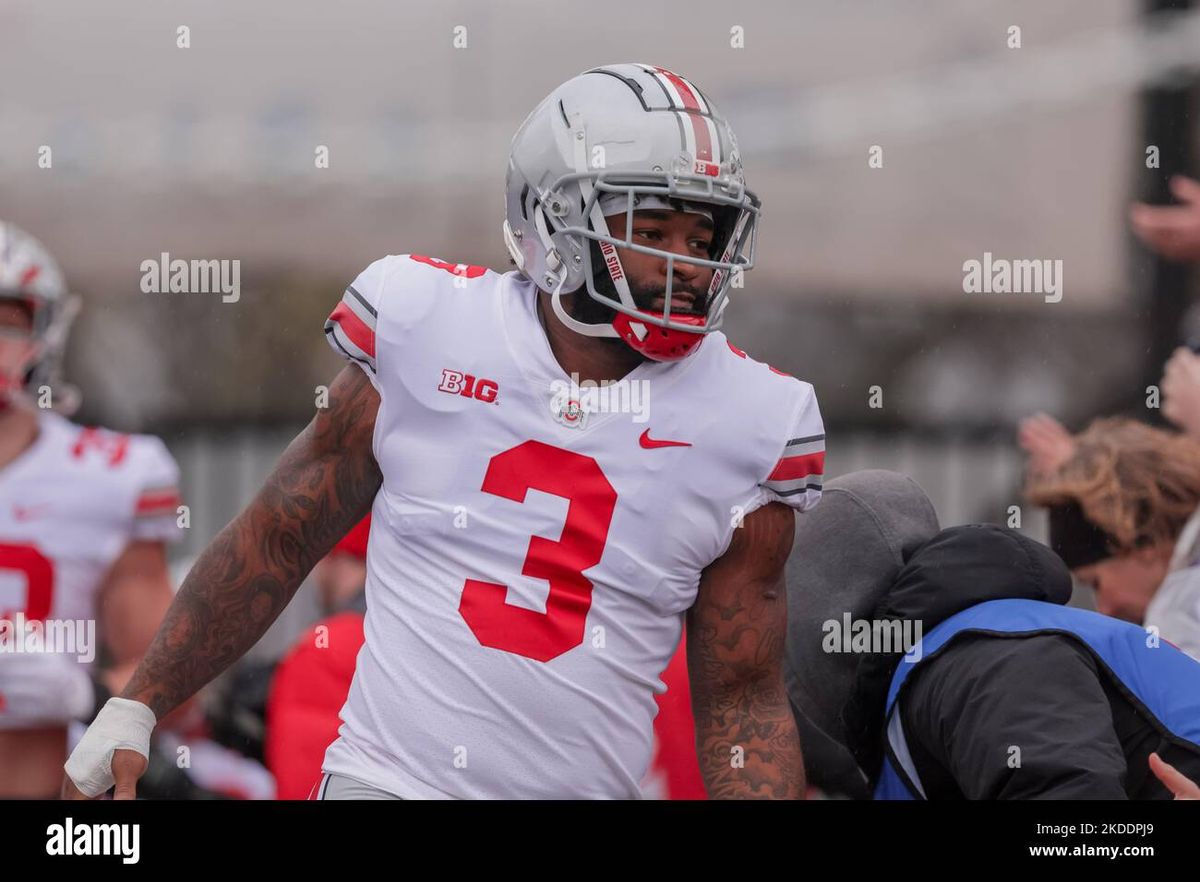 Ohio State Buckeyes at Northwestern Wildcats Football