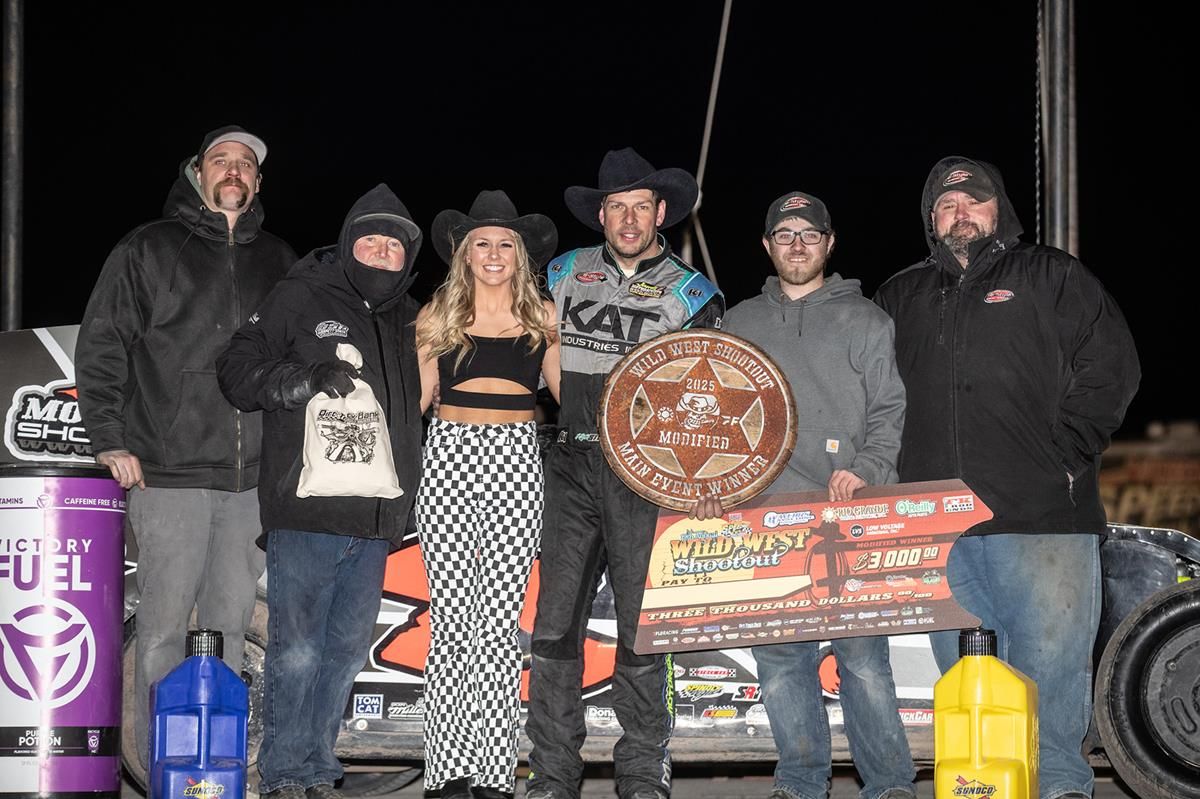 Parking Kody West (21+)