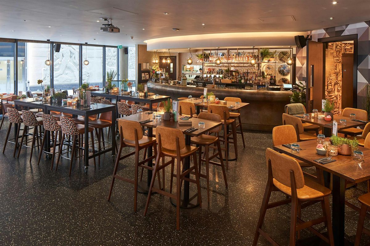 **15 dates** Friday Night Speed Dating in London (Ages 50-65)