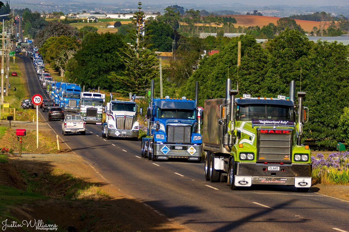 Transfleet Trailers \/ Allied Petroleum Bombay Truck Show