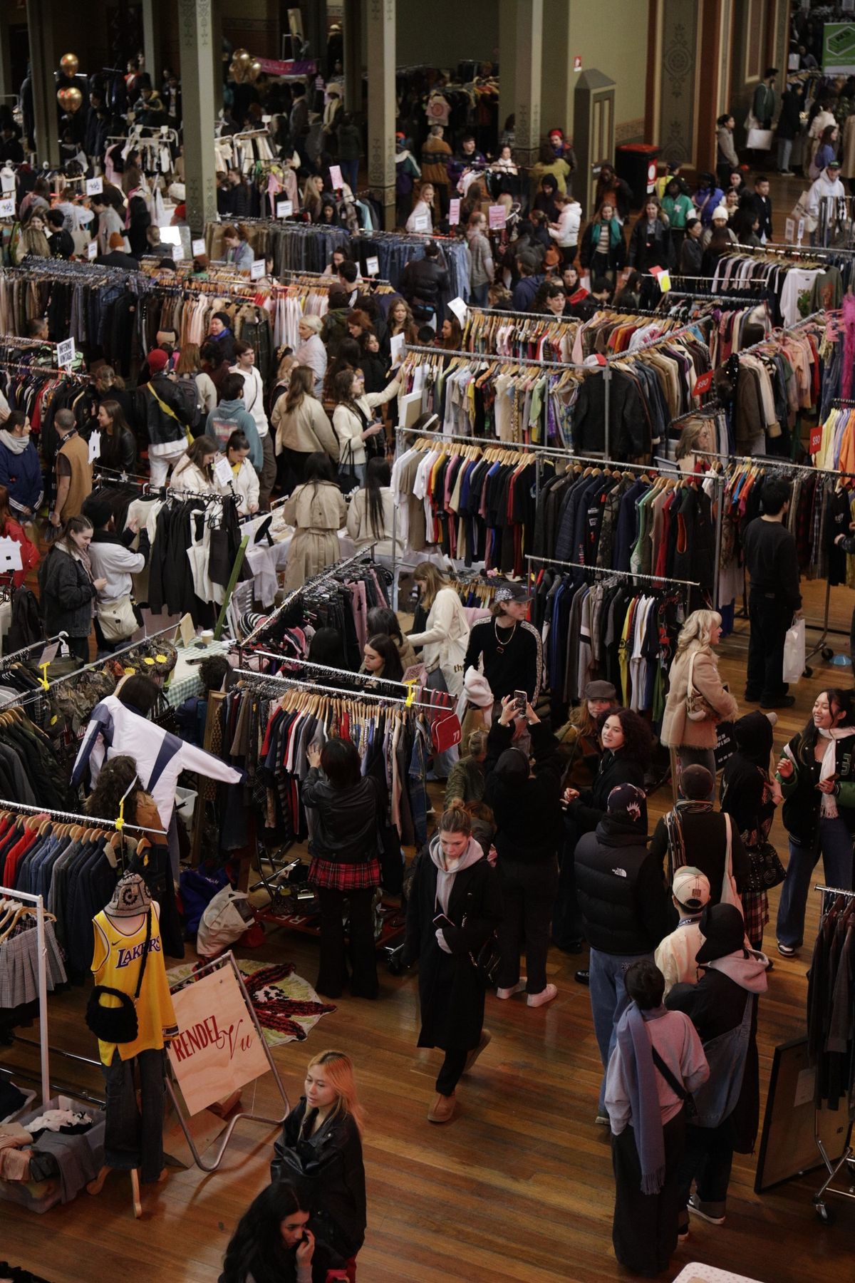 Melbourne's Biggest Second Hand Fashion Market!