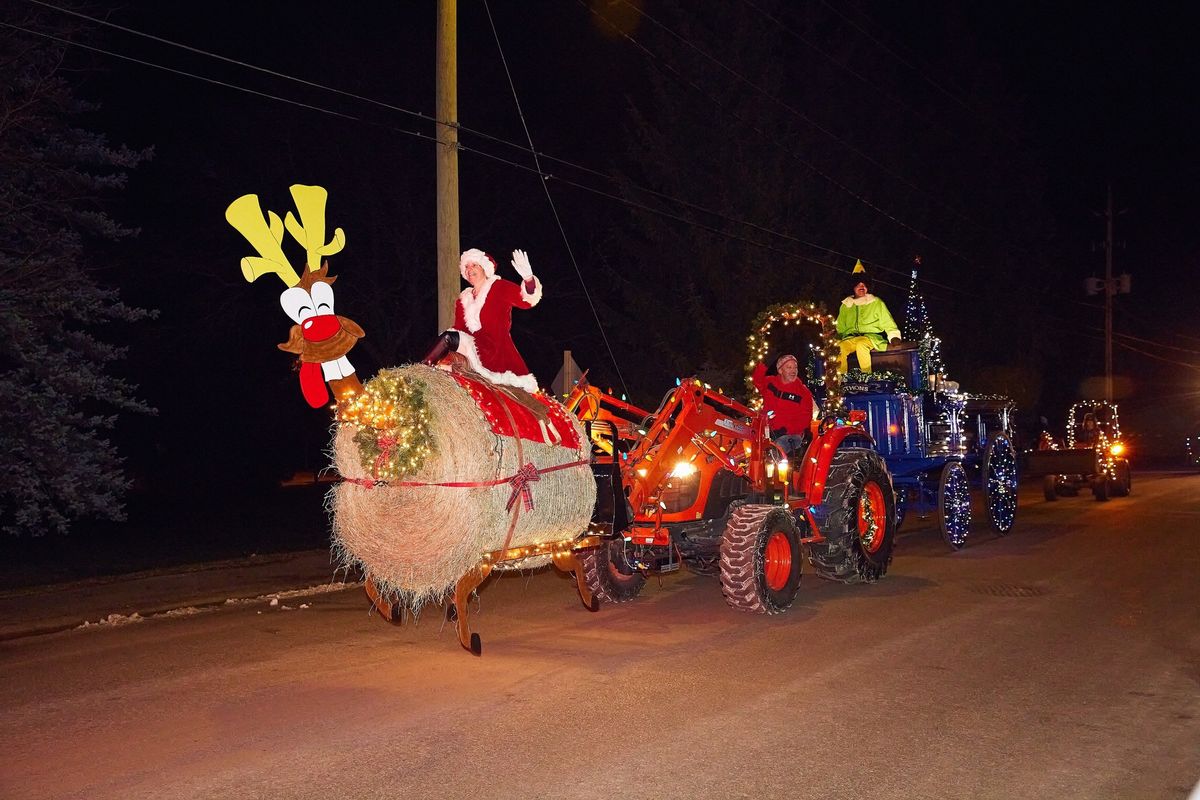 Minesing Christmas Tractor Parade \ud83c\udf84\ud83d\ude9c\u2728