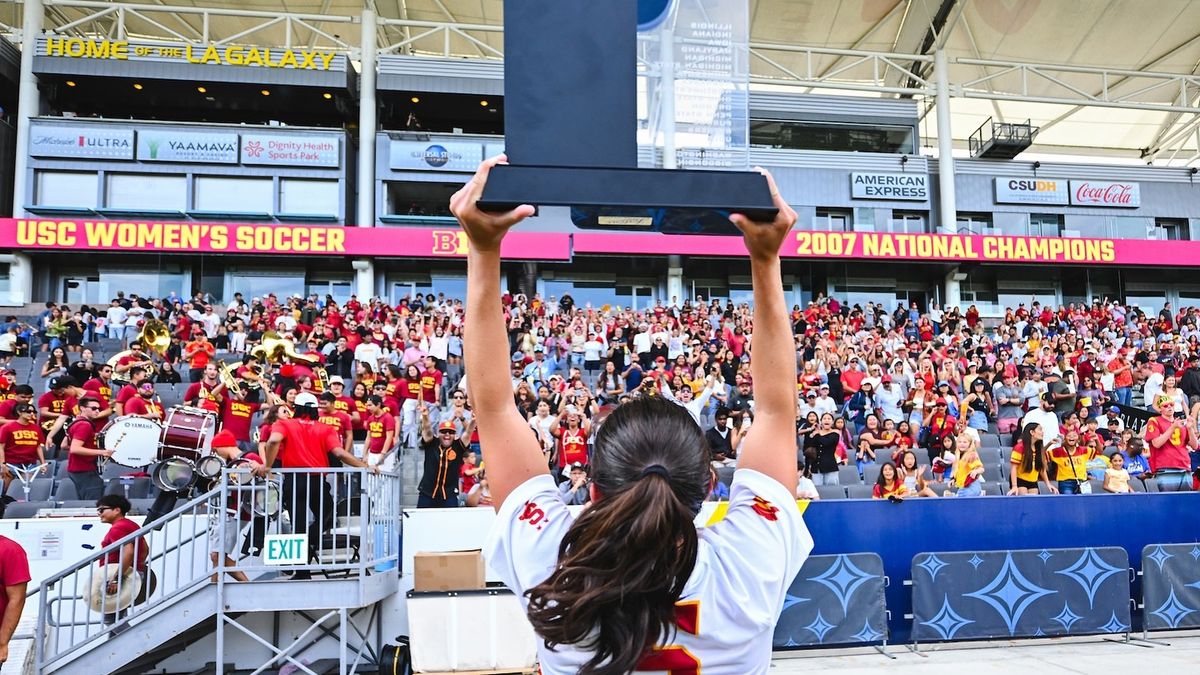 NCAA Womens Soccer USC - Third Round (USC vs Wisconsin)