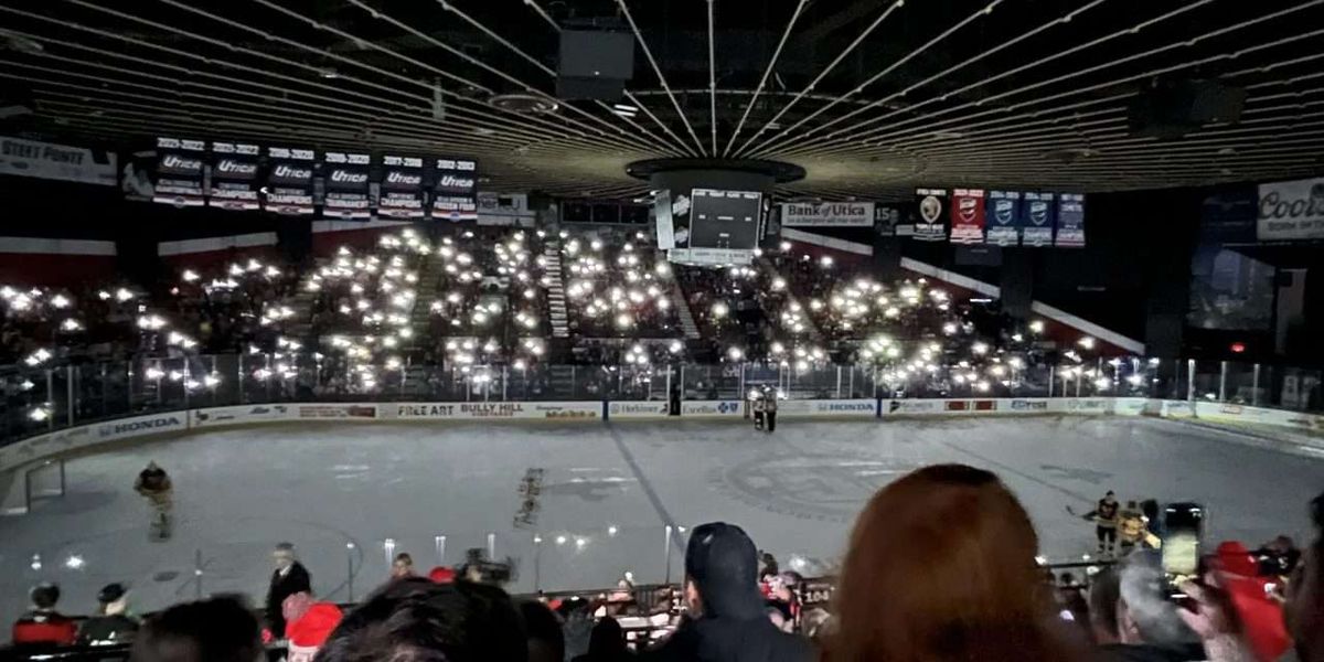 Utica Comets at Wilkes-Barre \/ Scranton Penguins