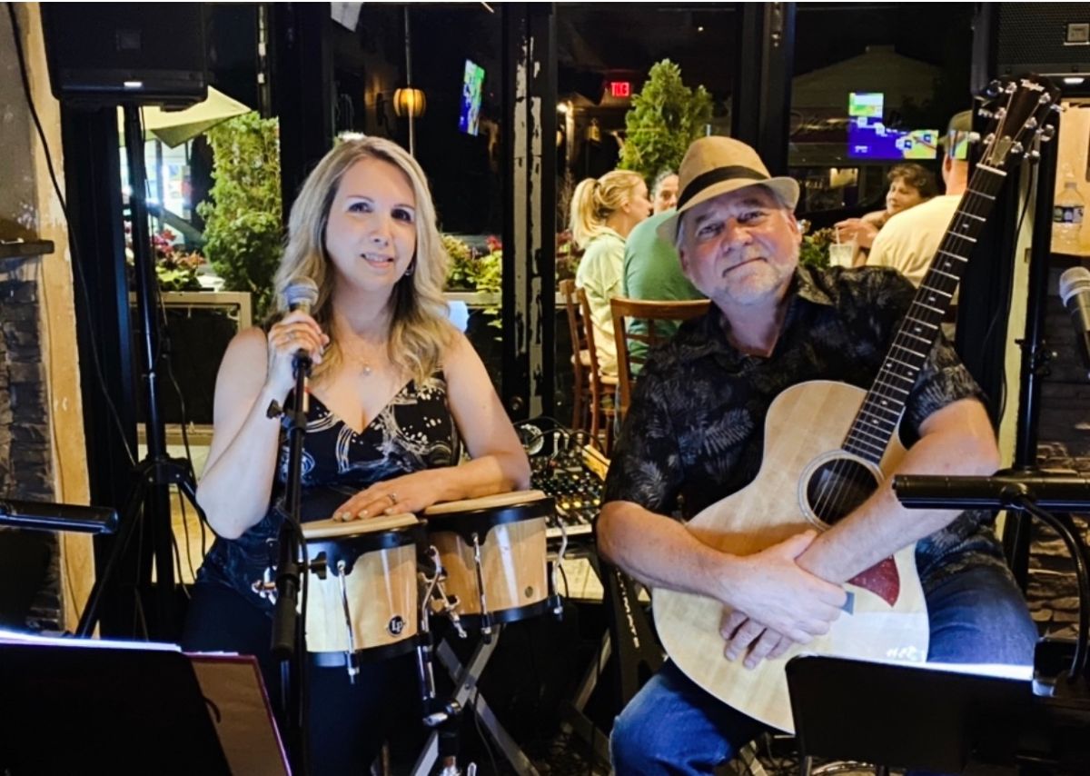 Jeanette & J. Peter Live @ Flanagan\u2019s Pub! 