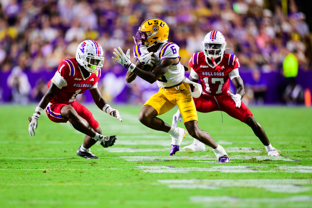 Parking Louisiana Tech Bulldogs at LSU Tigers Baseball