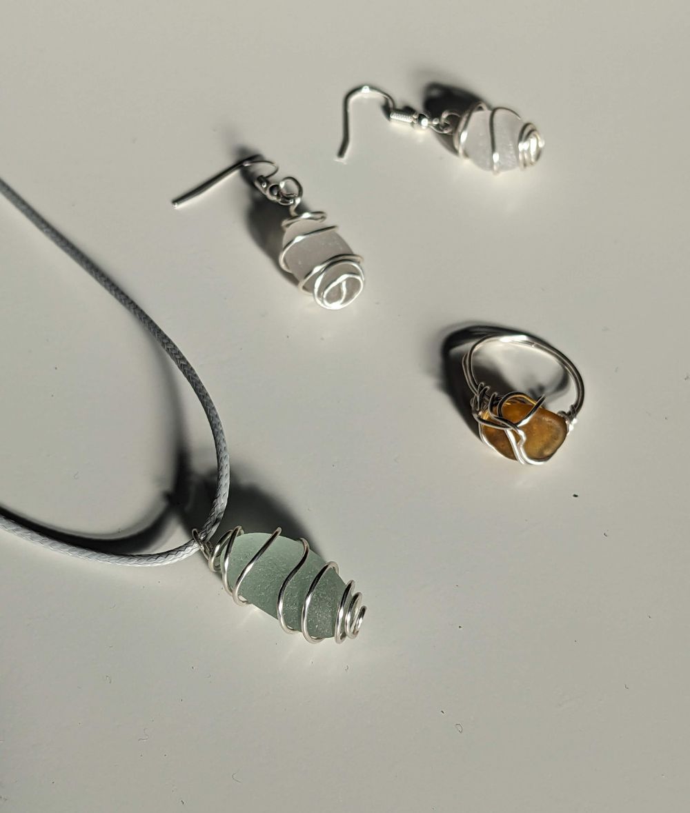 Wire Seaglass Jewellery Workshop | Sedgefield | 13:30 - 16:00