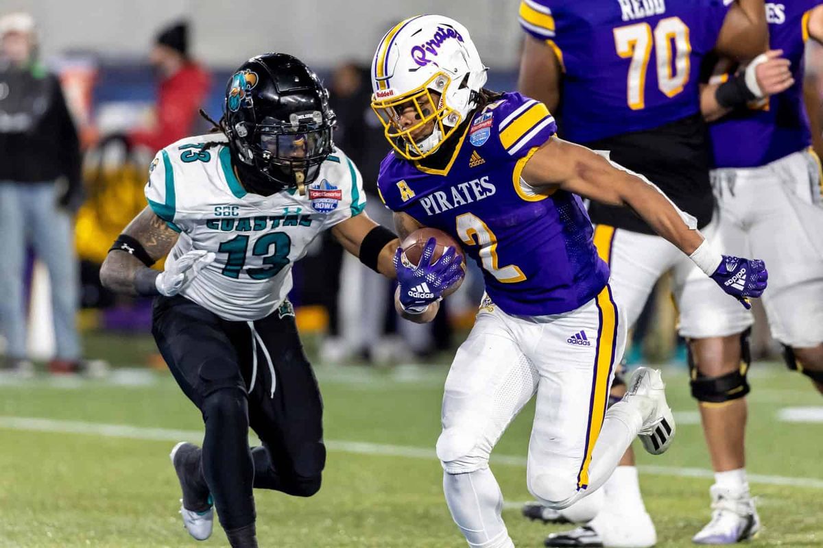 Coastal Carolina Chanticleers vs. East Carolina Pirates