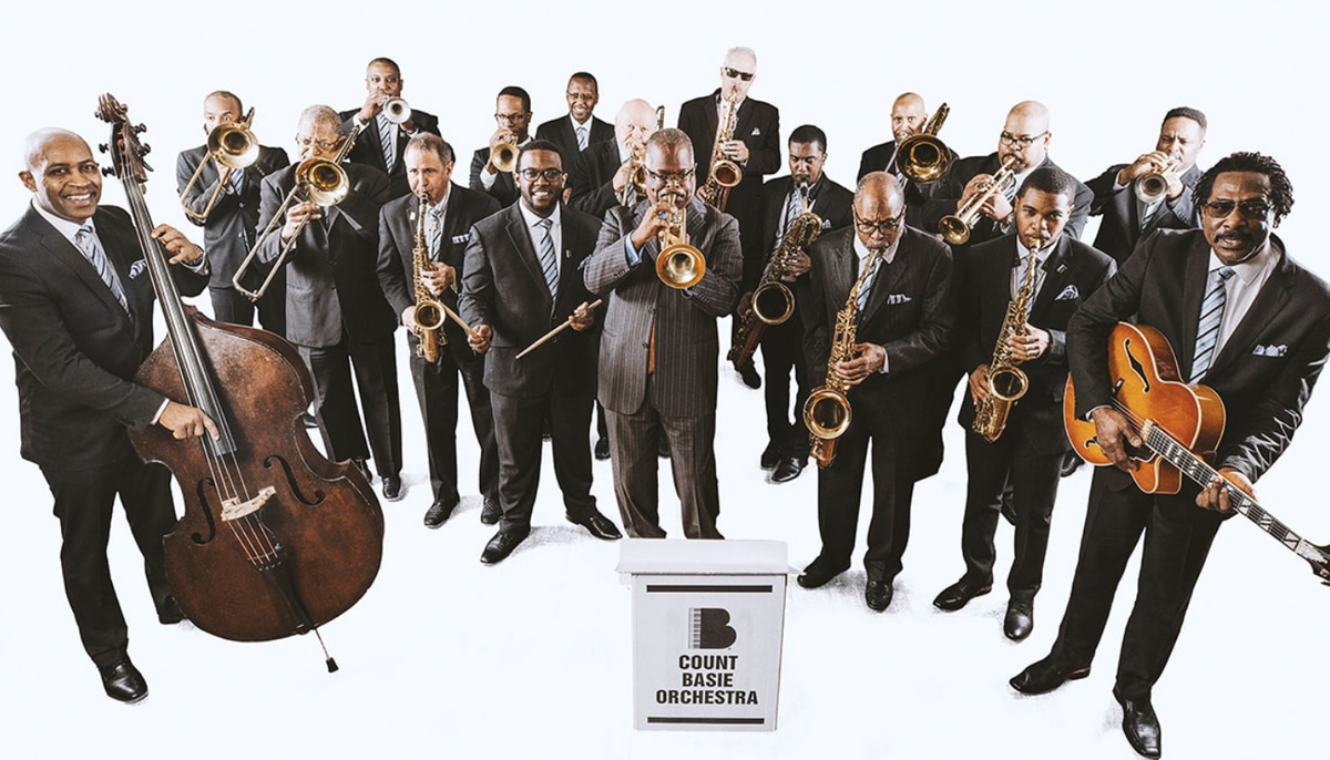 Parking Groton Hill Big Band - Holiday Swing