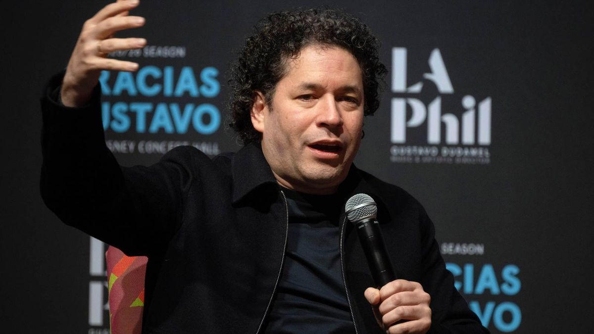 Los Angeles Philharmonic - Dudamel Leads Reid and Strauss