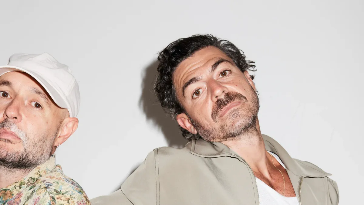 Bag Raiders in Byron Bay