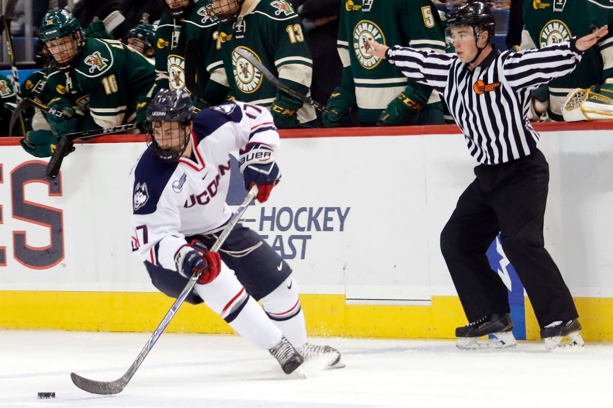 Vermont Catamounts at UConn Huskies Mens Hockey