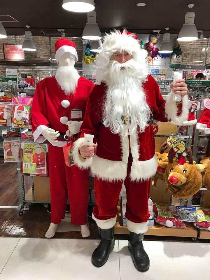 Santa at Kichijoji