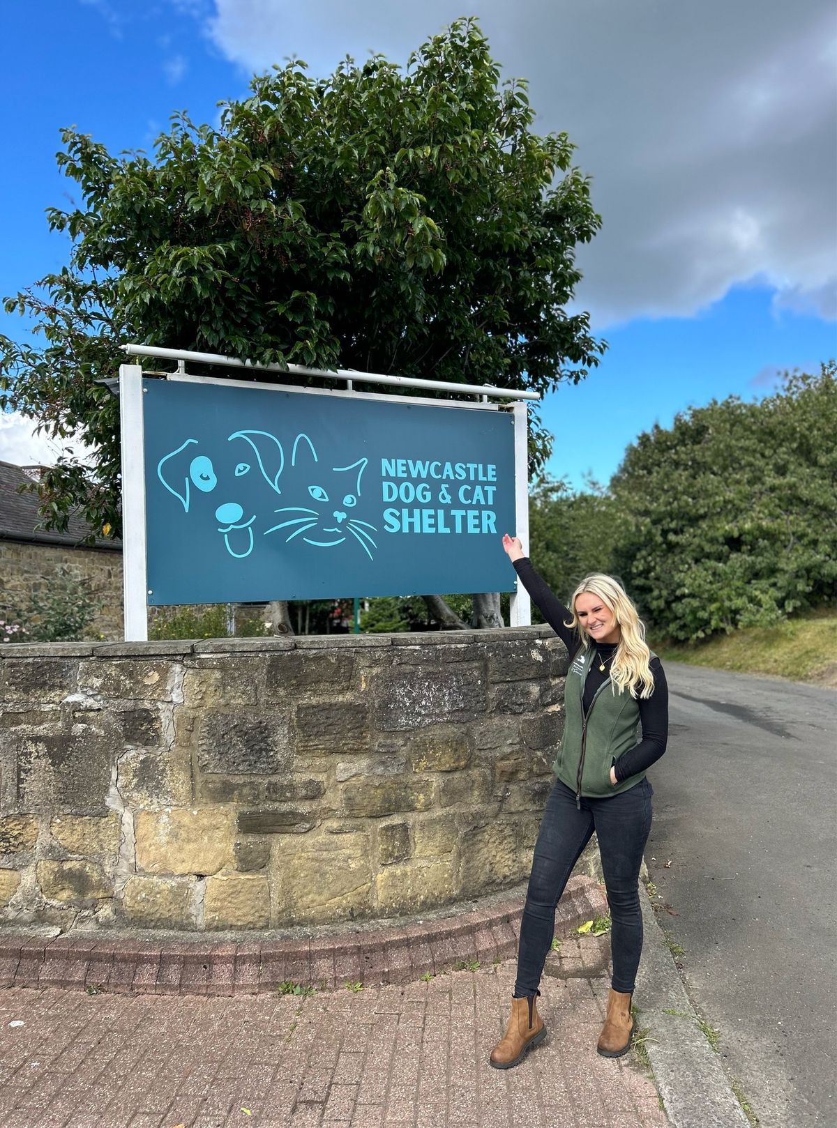 Hannah\u2019s Pet services is hosting a Fundraiser for Newcastle cat & Dog shelter