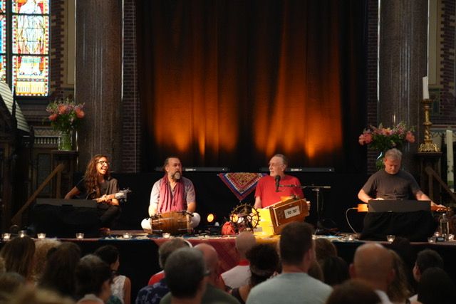HeartFire Presents: Krishna Das Heart of Devotion Workshop at De Duif in Amsterdam