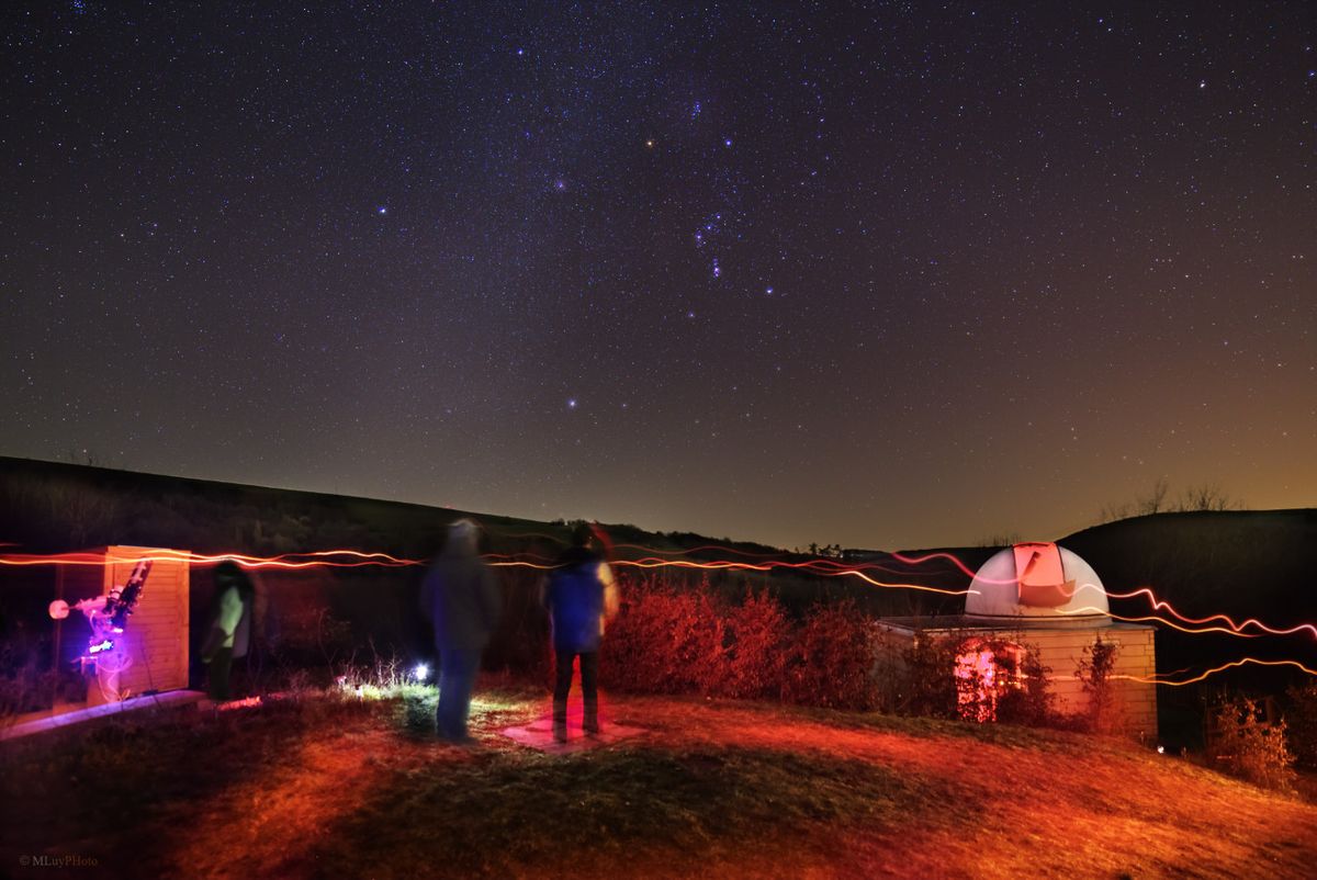 Tag der Astronomie- Sterne, Planeten und Kometen beobachten am Nachthimmel