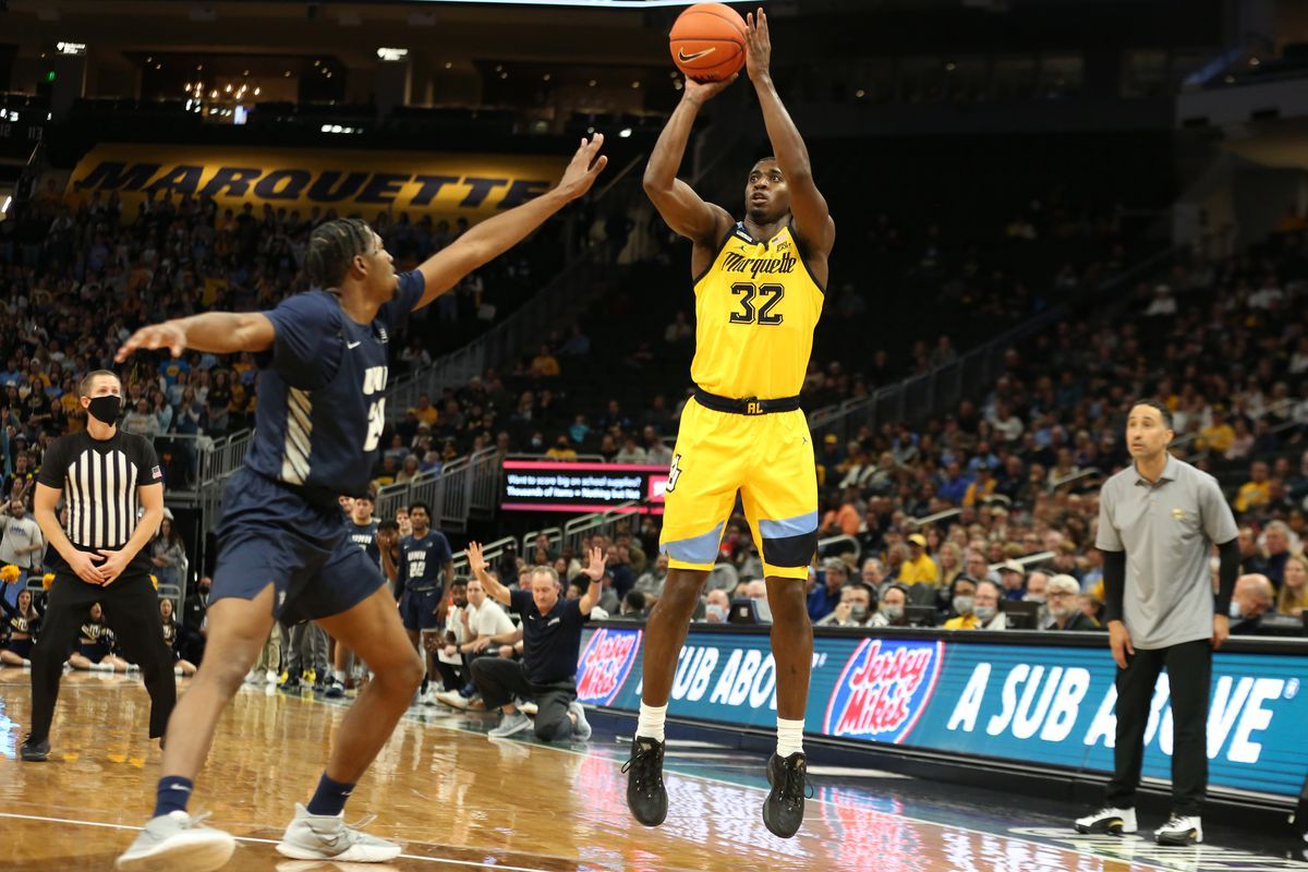 New Hampshire Wildcats at Iowa Hawkeyes Mens Basketball