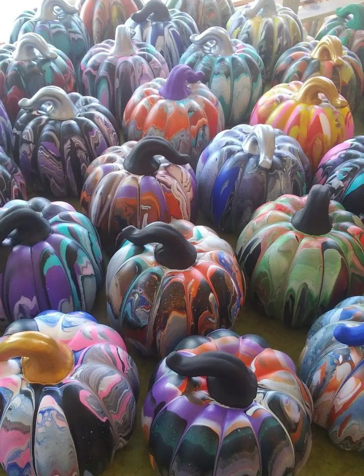 SOLD OUT Fluid Art Pumpkin Class, Glaze & Paint LLC, Manitowoc, 17