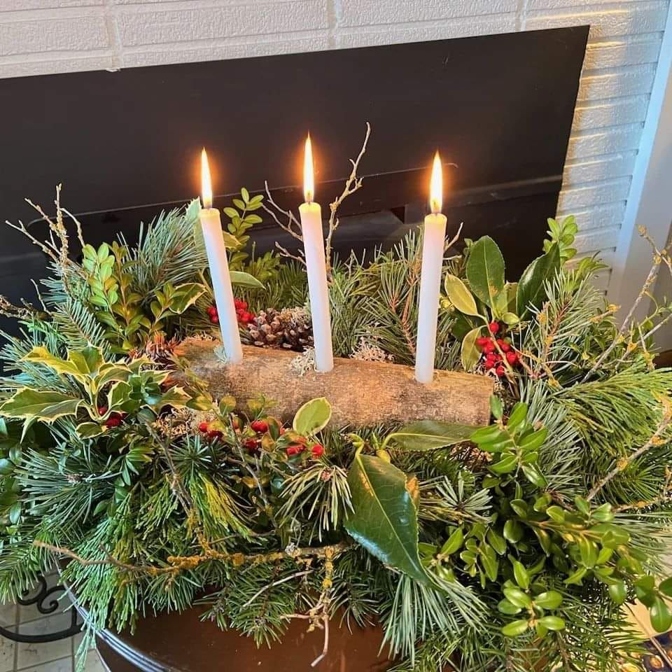 Foraged Yule Log Centerpiece Workshop