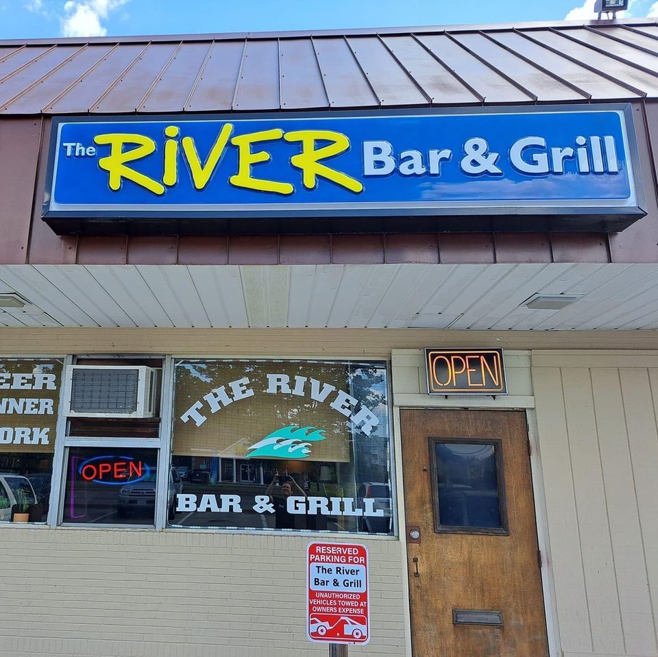 The River Bar & Grill