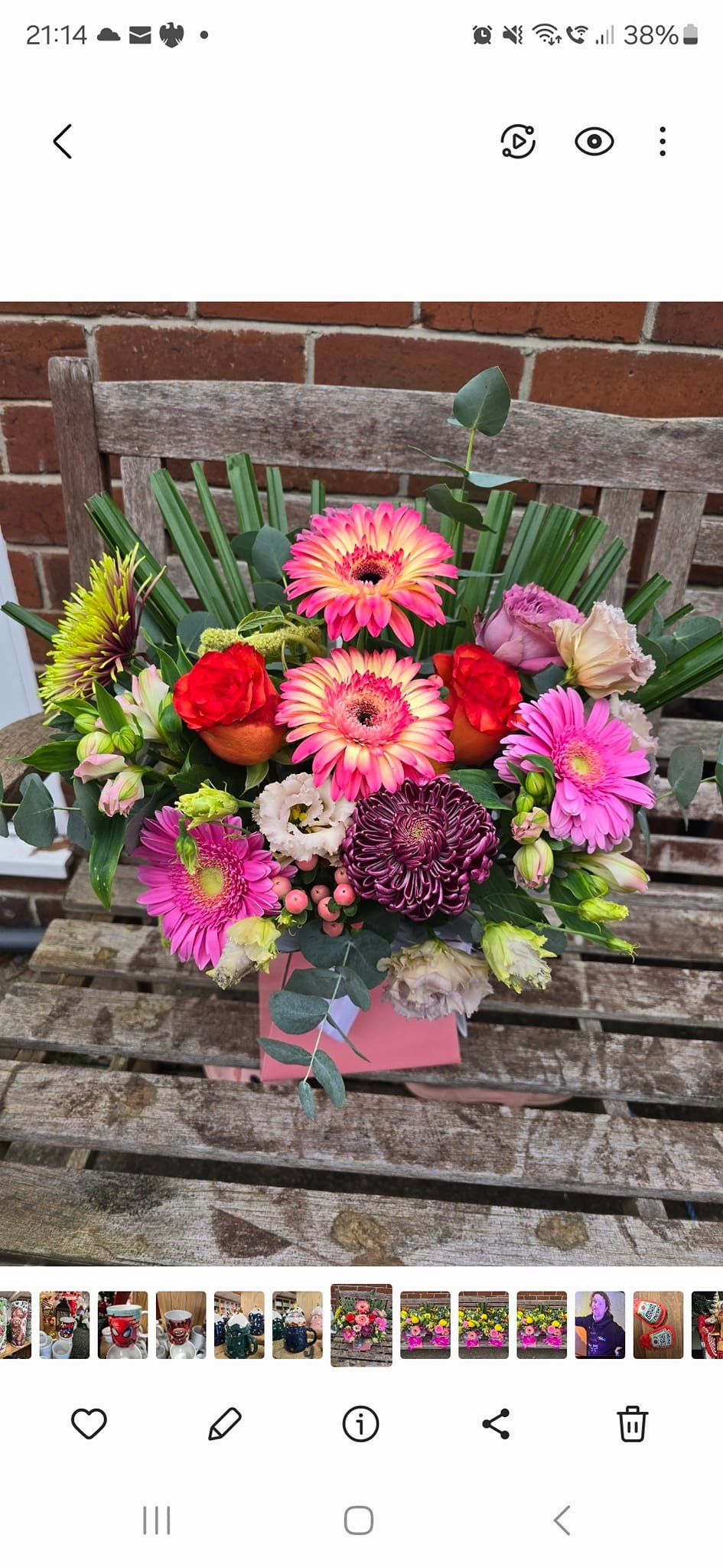 Fresh flower box bouquet