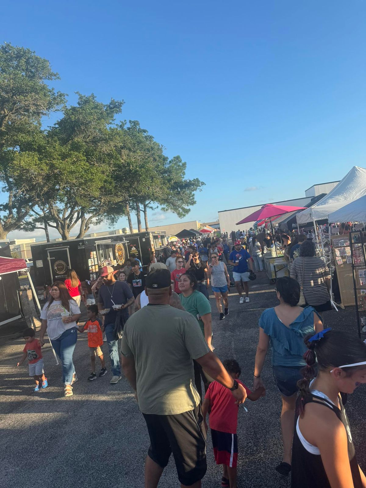 Brazos Mall Outdoor Market