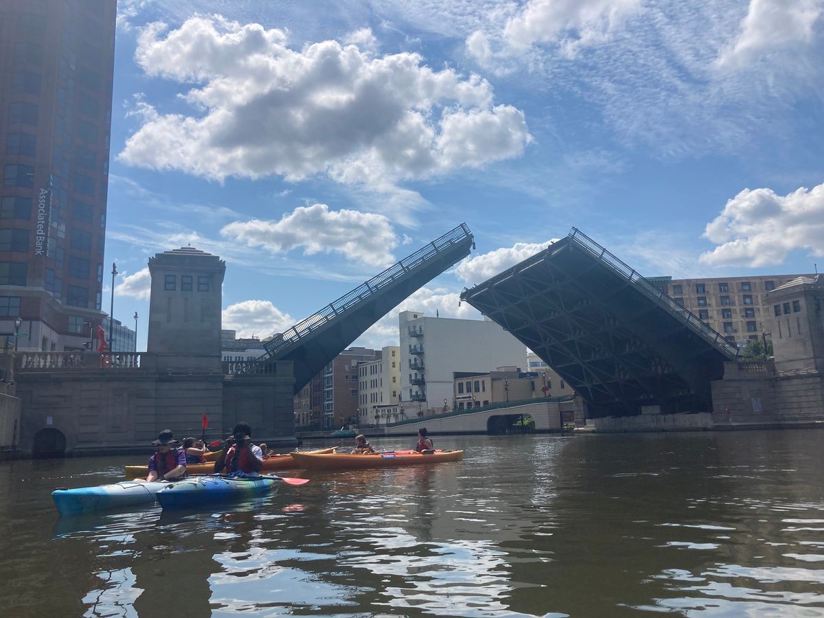 History Tours w\/ Milwaukee County Historical Society