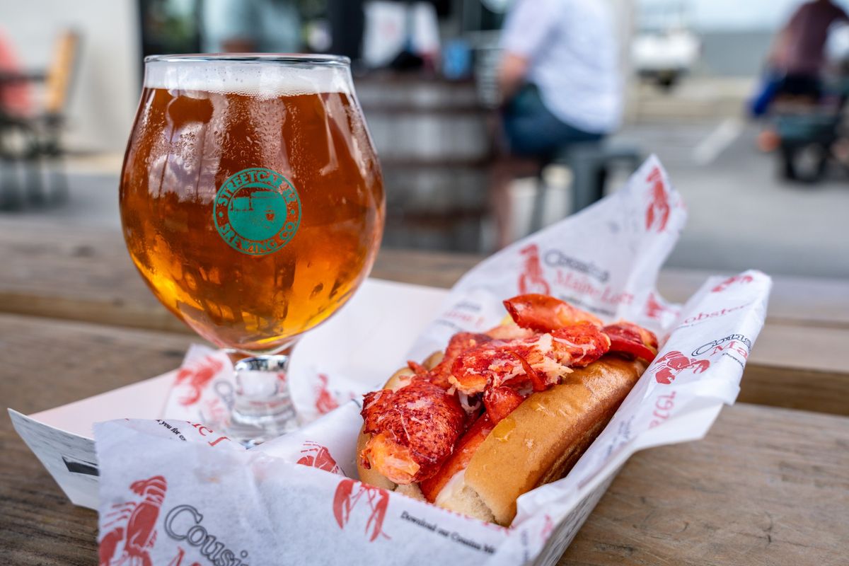 Cousins Maine Lobster Food Truck visits HUNTINGTON BEACH!!