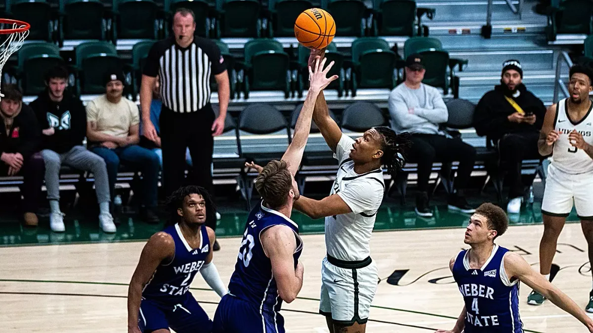 Montana Grizzlies at Weber State Wildcats Mens Basketball