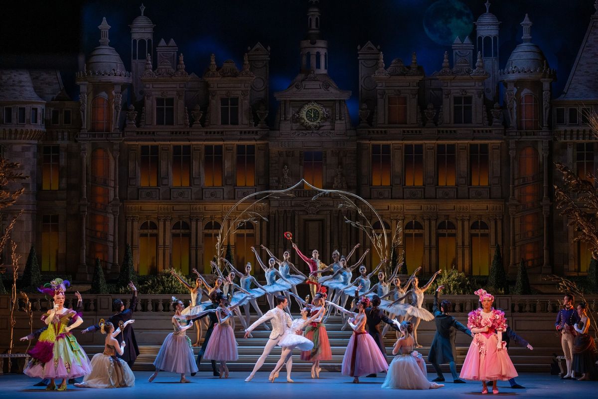 Royal Ballet & Opera - Cinderella at Eastwood Park Theatre 