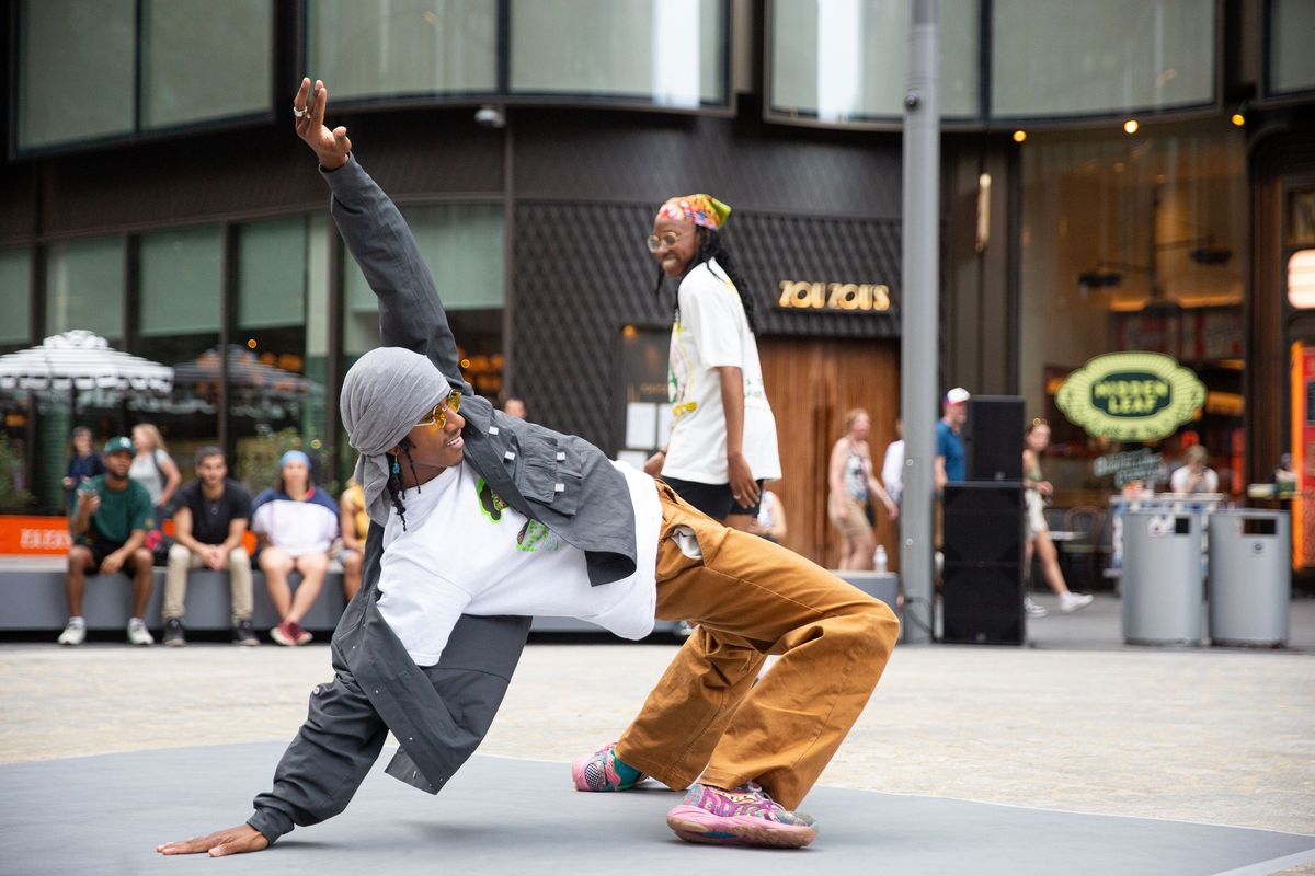 Gather Round: Street and Club Dance Battles