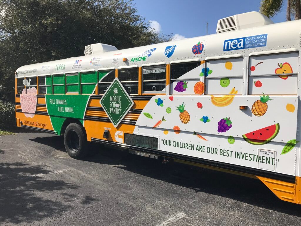 Mobile School Pantry Fill a Bag, Feed a Family