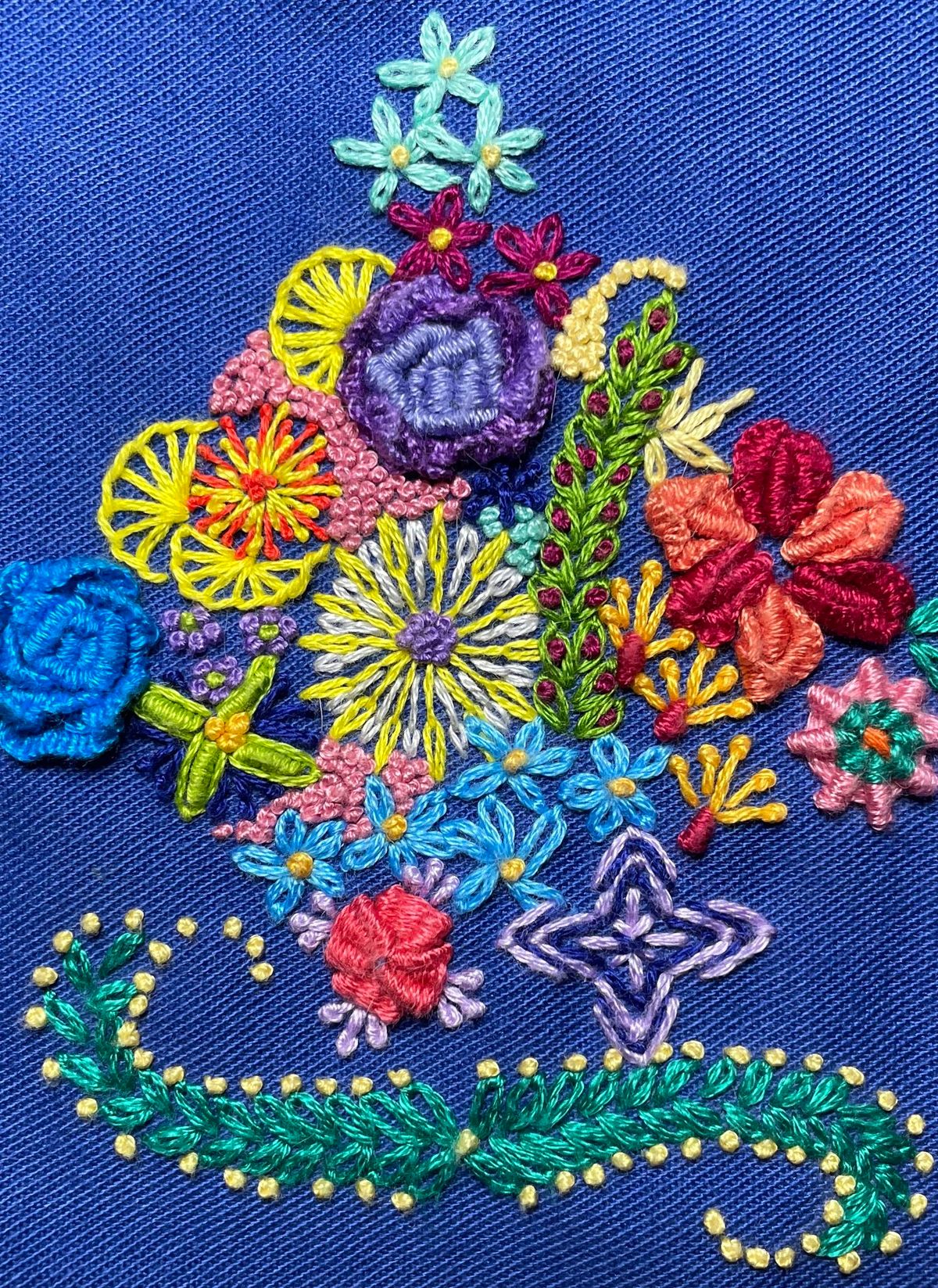 An Embroidery Workshop: Freestyle Flowers with Laura Tandeske