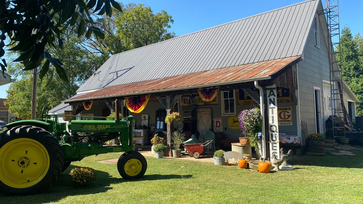 Barn Sale during Kunstfest Fall Festival weekend