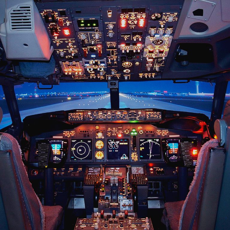 \u00a1Simulaci\u00f3n de vuelo en un Boeing 737-NG!